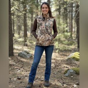 Cabela's OutfitHer full-zip vest in the Zonz Western camo